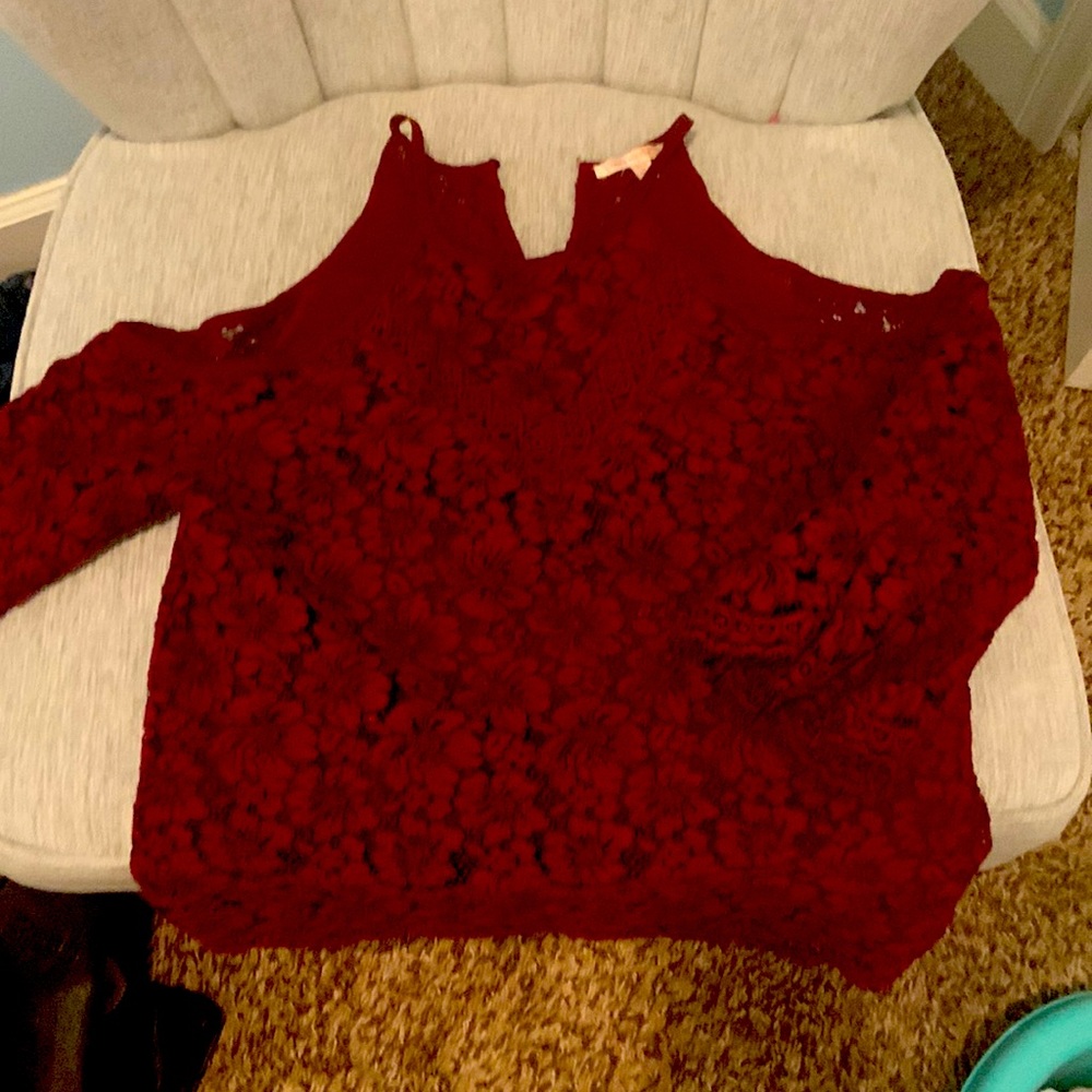 Stunning burgundy lace top looks amazing with leather pants or skirt!